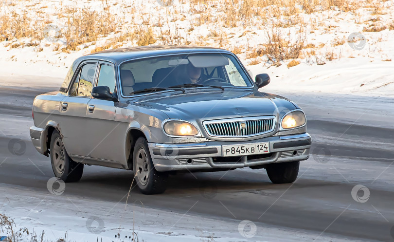 Скачать Россия,Сибирь 27 Мая 2025 год. Автомобиль  ГАЗ-31105 Российский автомобиль фотосток Ozero
