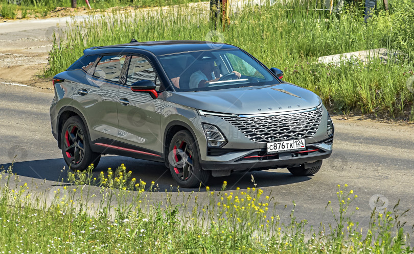 Скачать Россия,Сибирь 27 Мая 2025 год. Автомобиль OMODA C5 — компактный кроссовер фотосток Ozero