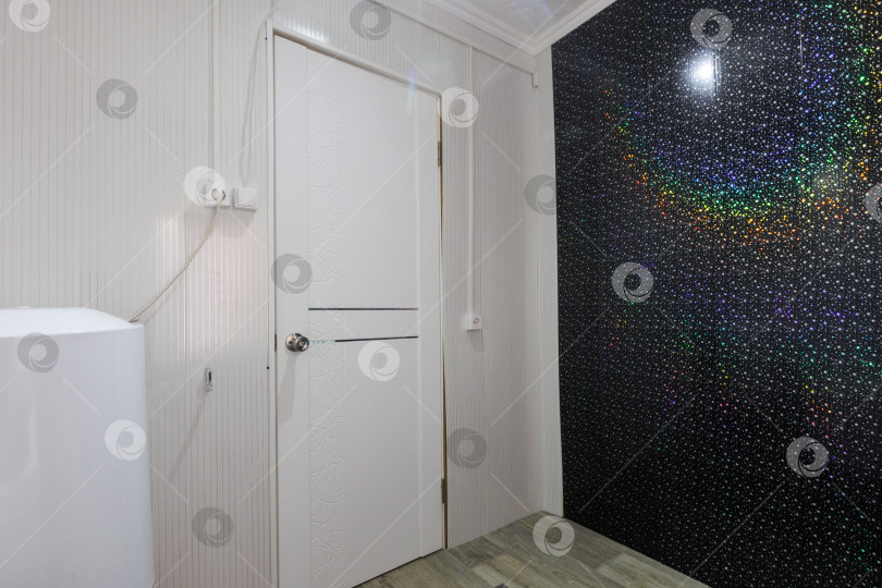 Скачать современная ванная комната с туалетом и стиральной машиной фотосток Ozero