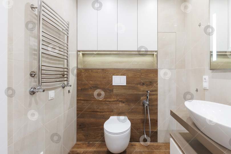 Скачать современная ванная комната с туалетом и стиральной машиной фотосток Ozero