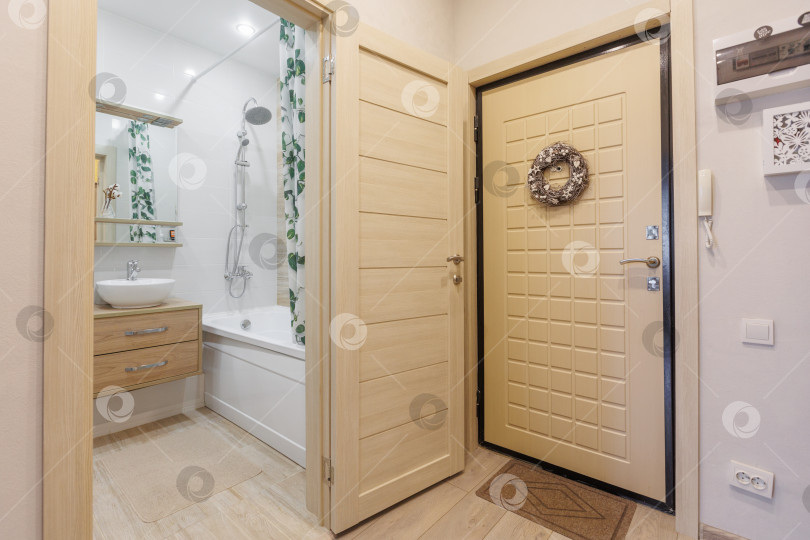 Скачать современная ванная комната с туалетом и стиральной машиной фотосток Ozero