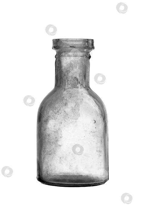 Скачать прозрачная стеклянная ваза лаконичной формы, выделяющаяся на белом фоне фотосток Ozero