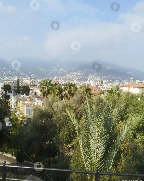 Скачать Панорамный вид на город Аланья с холма. фотосток Ozero