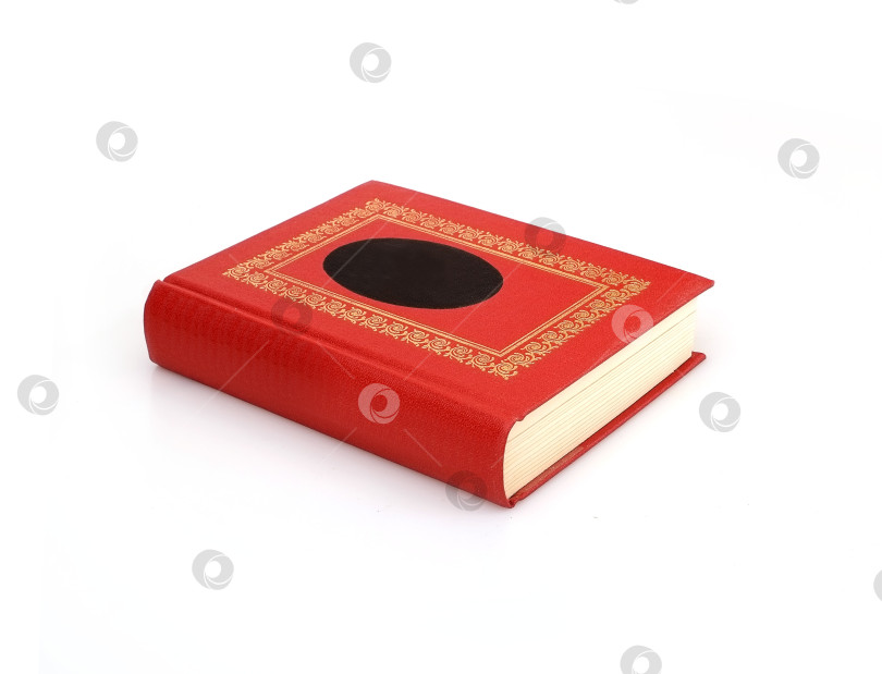 Скачать Книга в цветной обложке с белыми листами, выделенными на белом фоне фотосток Ozero