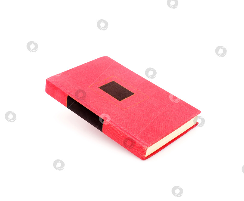 Скачать Одна красная книга, выделенная на белом фоне фотосток Ozero