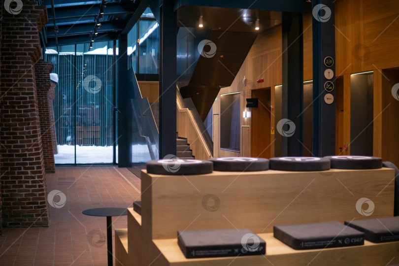 Скачать Интерьер нового здания Пермской государственной художественной галереи фотосток Ozero