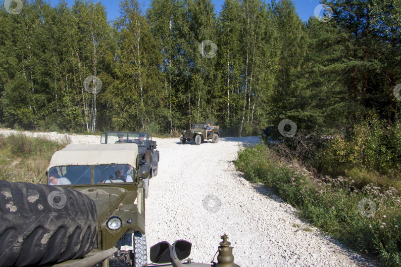 Скачать Москва, Россия, 2018-08-25, выставка военной техники, показ военной техники в действии. фотосток Ozero