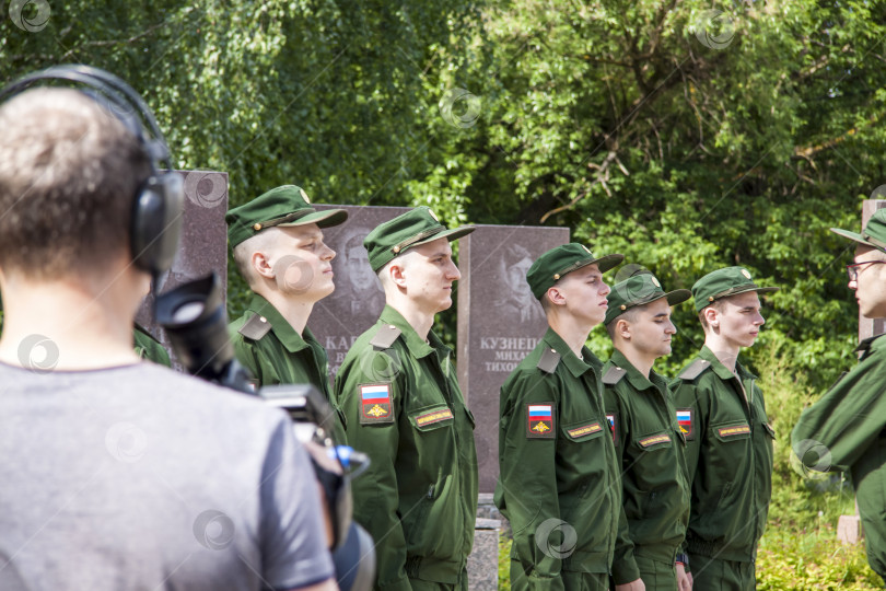 Скачать Егорьевск. 2019-06-02, молодые бойцы в военной форме готовятся к присяге. Присяга молодых парней в рядах российской армии. фотосток Ozero