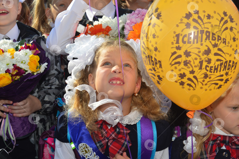 Скачать Первое сентября фотосток Ozero
