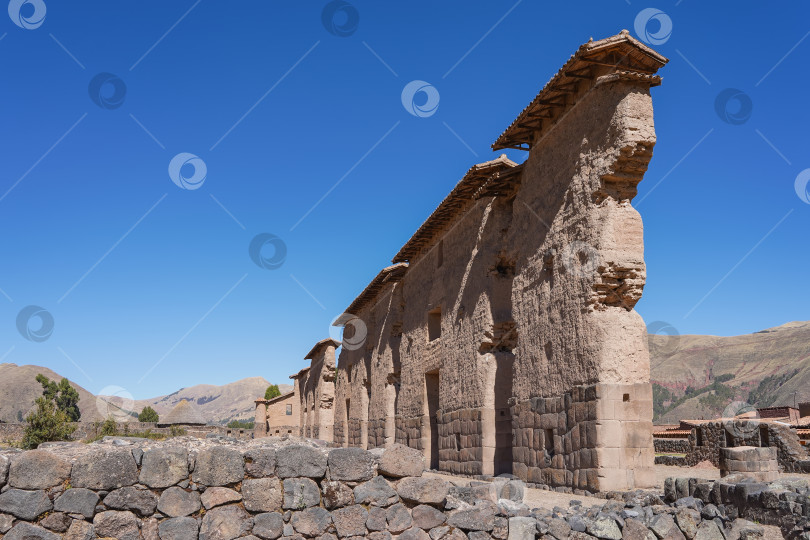Скачать Руины древнего храма инков Ракчи. фотосток Ozero