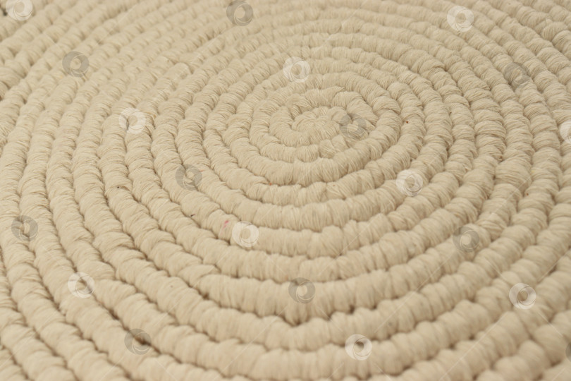 Скачать Текстура края джутового коврика, сплетенного по спирали в деревенском стиле фотосток Ozero