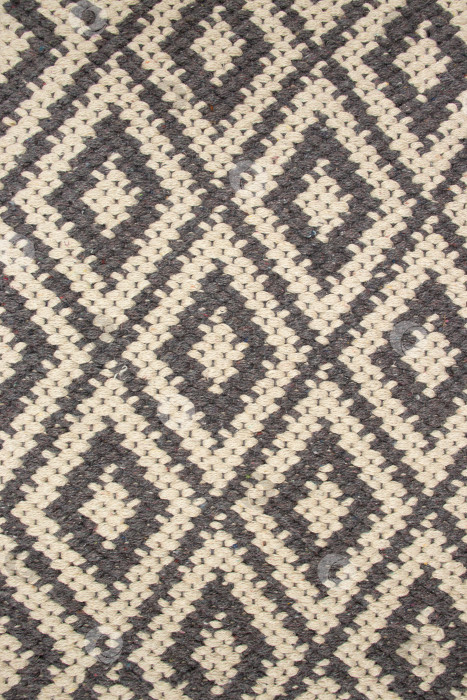 Скачать Нейтральный геометрический тканый текстиль: Ромбовидный узор бежевого и серого цветов фотосток Ozero