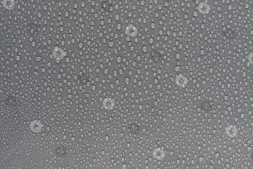 Скачать Капли воды на серой ткани, горизонтальные фотосток Ozero