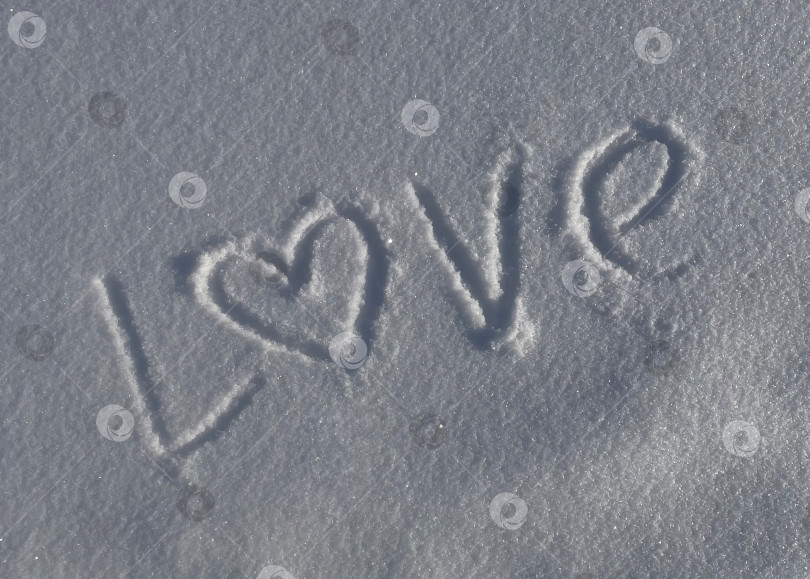 Скачать Люблю на снегу фотосток Ozero