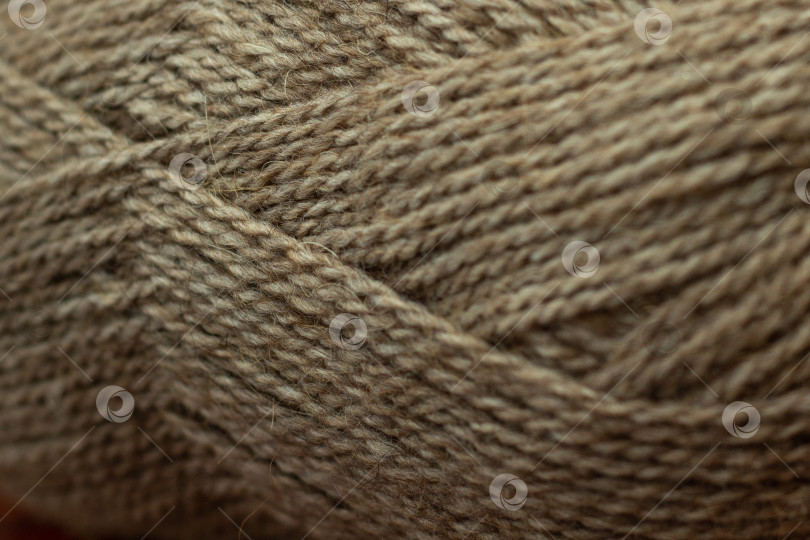 Скачать Нитки из натуральной шерсти. фотосток Ozero