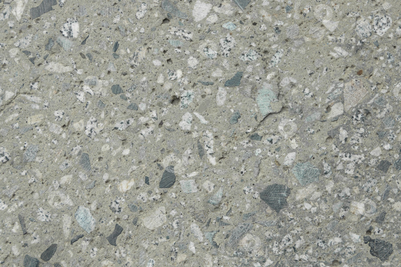 Скачать Серая бетонная стена с каменной фактурой фотосток Ozero