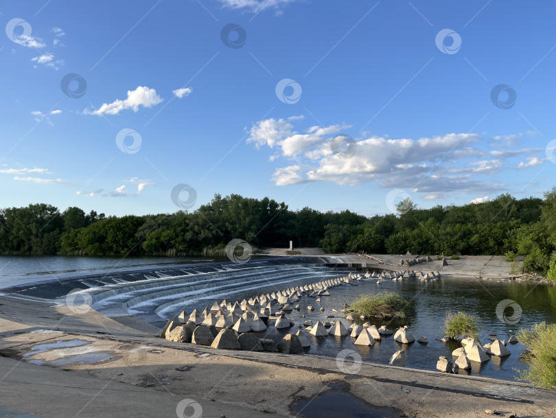 Скачать Иргизский водопад фотосток Ozero