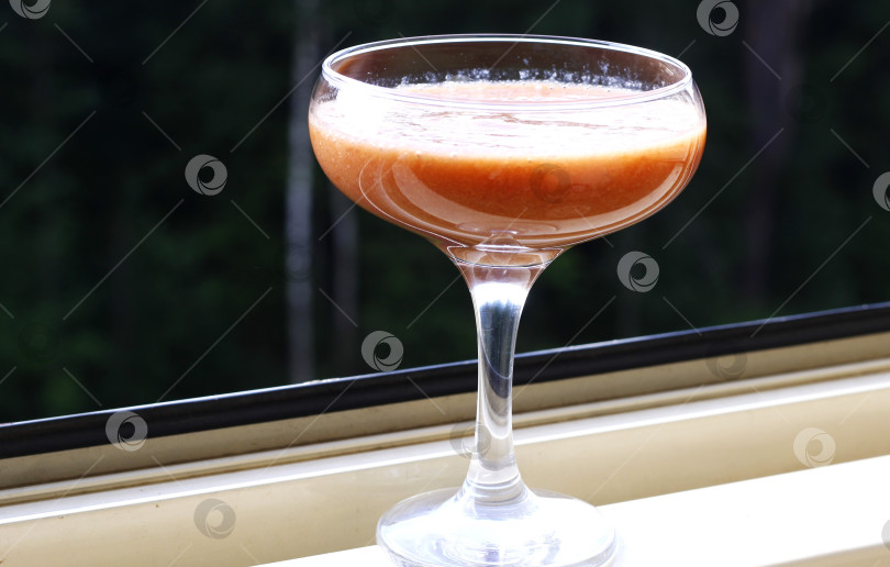 Скачать Бокал ягодного смузи фотосток Ozero