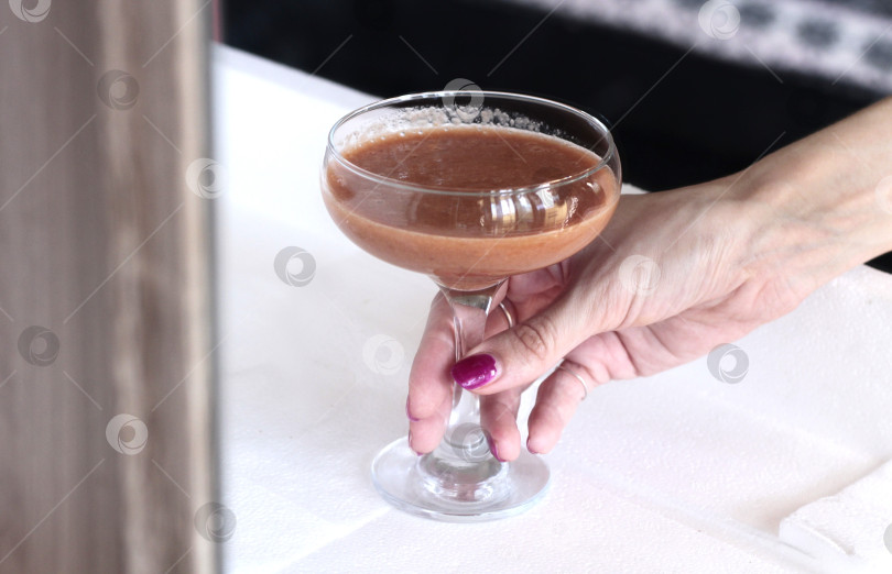 Скачать Бокал ягодного смузи фотосток Ozero