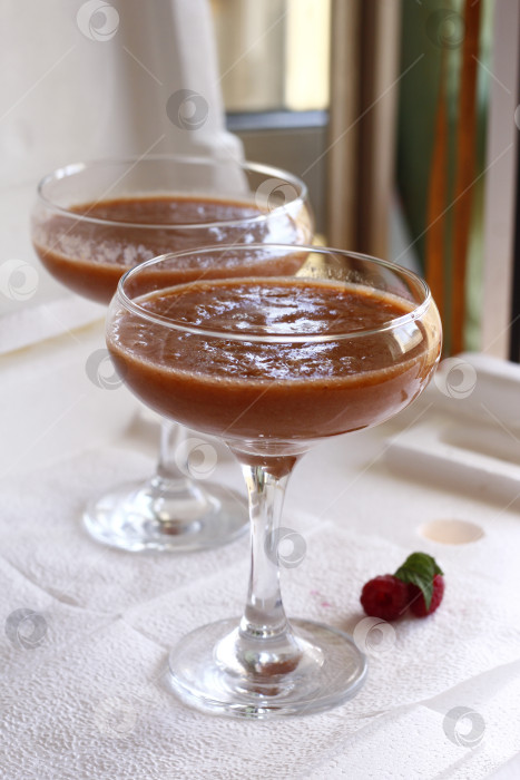 Скачать Бокалы ягодного смузи фотосток Ozero