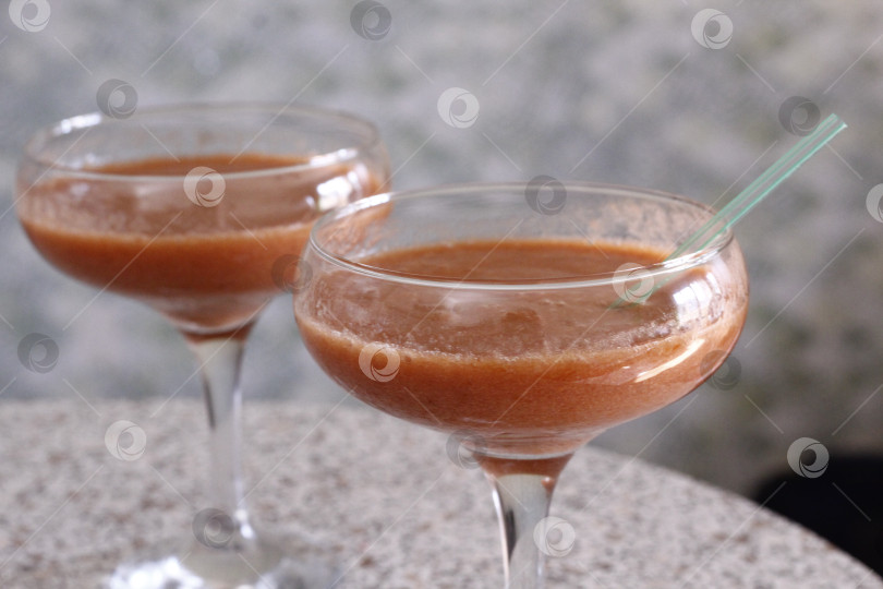 Скачать Бокалы ягодного смузи фотосток Ozero