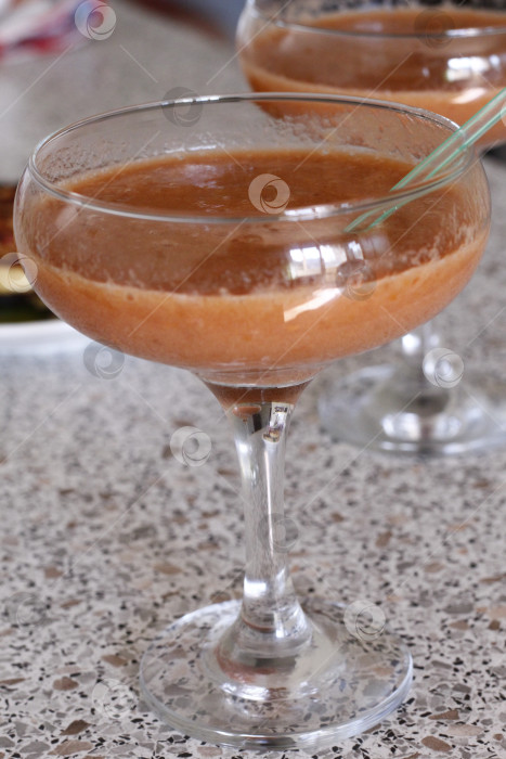 Скачать Бокалы ягодного смузи фотосток Ozero