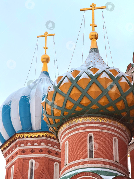 Скачать Красочный собор Василия Блаженного с луковичными куполами на Красной площади в Москве фотосток Ozero