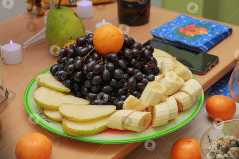 Скачать Фруктовая тарелка фотосток Ozero