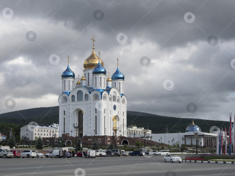 Скачать Кафедральный собор Рождества Христова. г. Южно-Сахалинск. Сахалин. Россия. 2025.10. Кафедральный собор Рождества Христова. Южно-Сахалинск. (марка) фотосток Ozero
