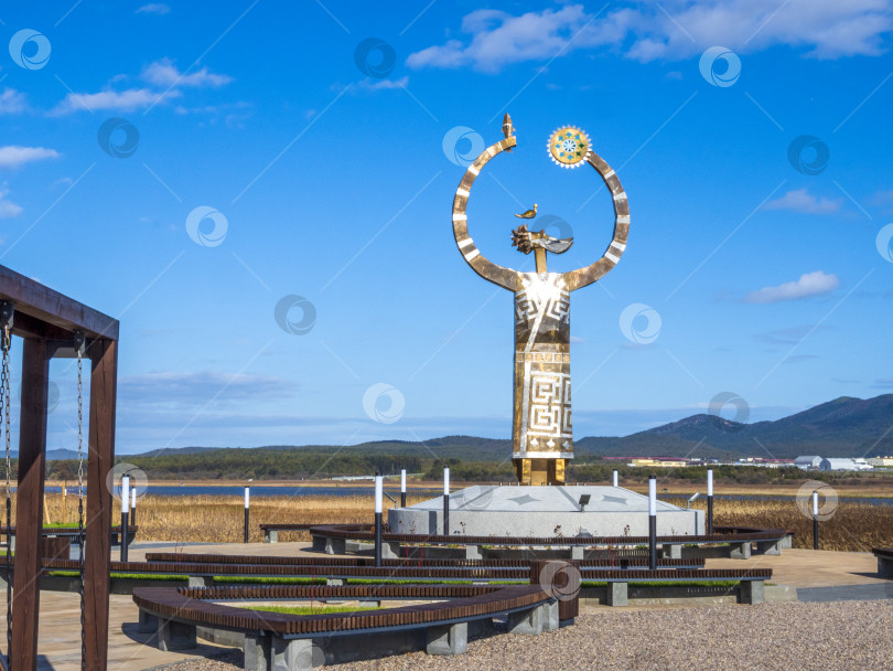 Скачать Арт-пространство «Мелодия любви, истории, традиций» Пригородное. Сахалин. Россия. 2025. 08. Арт-пространство "Мелодия любви, истории, традиций" Пригородное. Сахалин. (марка) фотосток Ozero