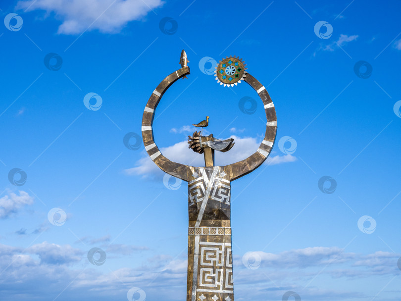 Скачать Арт-пространство «Мелодия любви, истории, традиций» Пригородное. Сахалин. Россия. 2025. 08. Арт-пространство "Мелодия любви, истории, традиций" Пригородное. Сахалин. (марка) фотосток Ozero