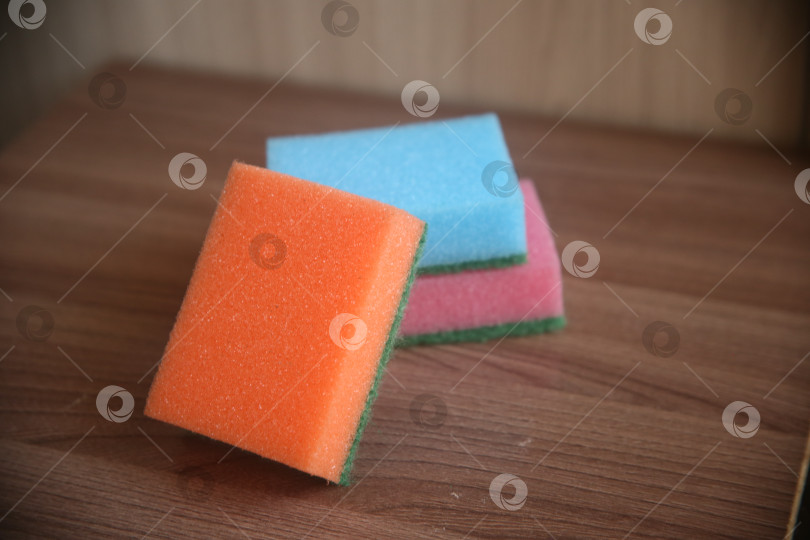 Скачать Три поролоновые губки для уборки фотосток Ozero