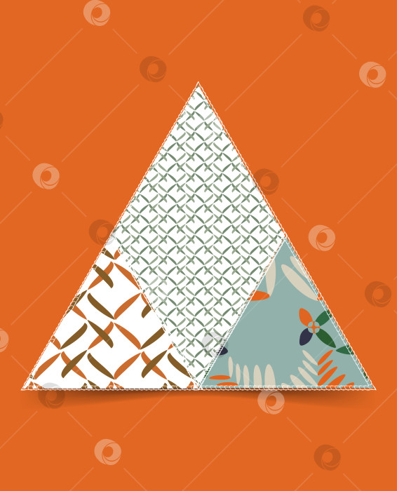 Скачать Треугольник в стиле пэчворк, выполненный по авторским узорам и очертаниям, имитирующим швы. фотосток Ozero