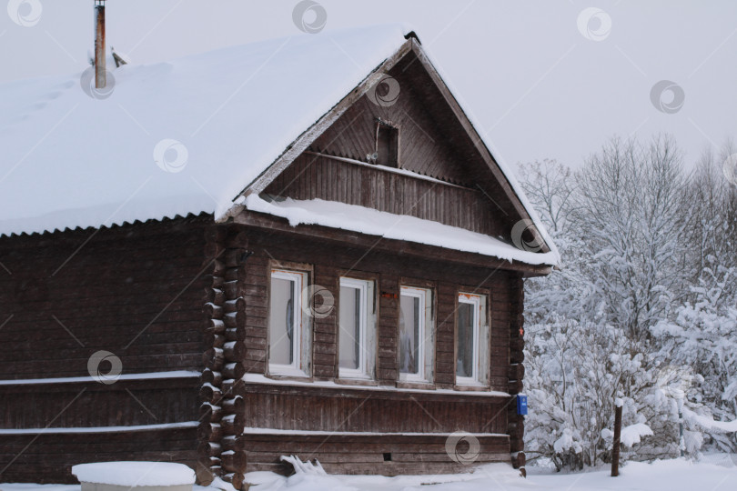 Скачать Деревенский деревянный дом. фотосток Ozero