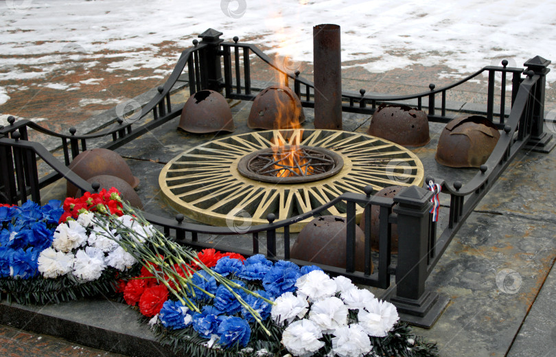 Скачать Вечный огонь в Ярославле. фотосток Ozero