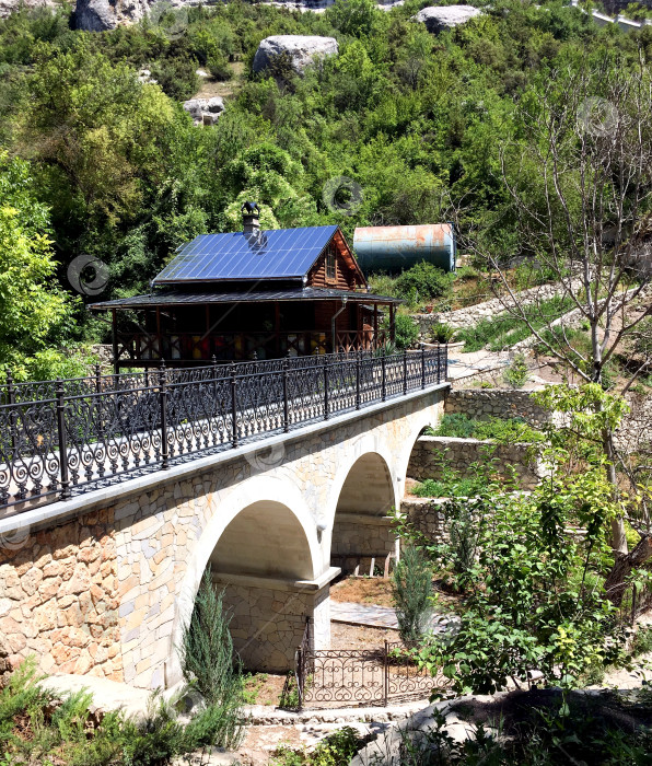 Скачать Каменный мост в Бахчисарае. фотосток Ozero