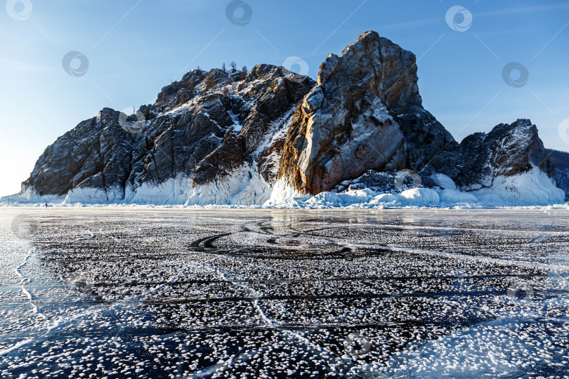 Скачать мыс Хобой острова Ольхон зимнего Байкала фотосток Ozero