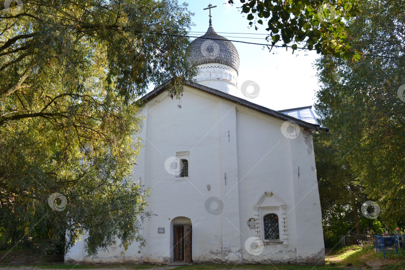 Скачать Церковь 12 век фотосток Ozero