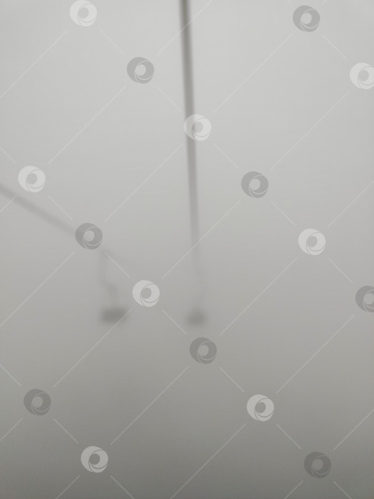 Скачать Канатная дорога в тумане, минимализм, расфокусировка, атмосферный фон, обои на рабочий стол фотосток Ozero