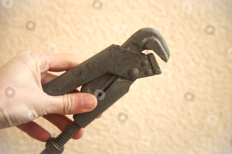 Скачать Инструмент газовый рычажный ключ фотосток Ozero