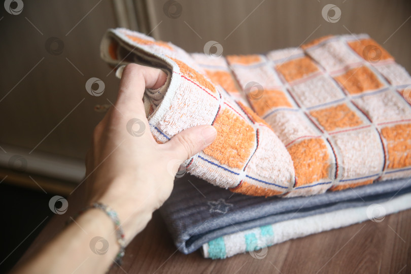 Скачать Тёплые махровые полотенца фотосток Ozero