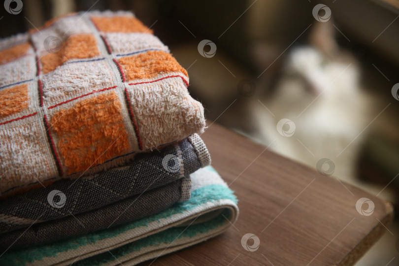 Скачать Махровые мягкие полотенца фотосток Ozero