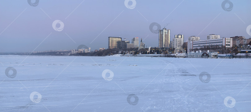 Скачать Вечерняя зимняя Самара фотосток Ozero