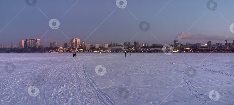 Скачать Вечерняя зимняя Самара фотосток Ozero