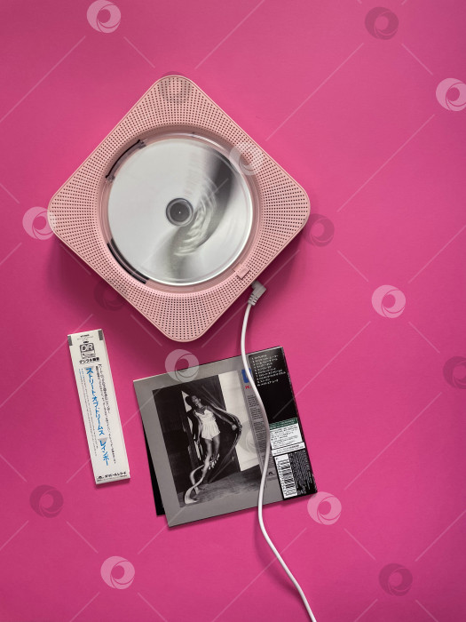 Скачать CD проигрыватель и диск фотосток Ozero