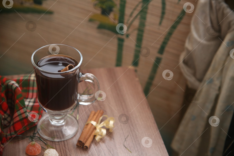 Скачать Напиток кофе чёрный с корицей фотосток Ozero