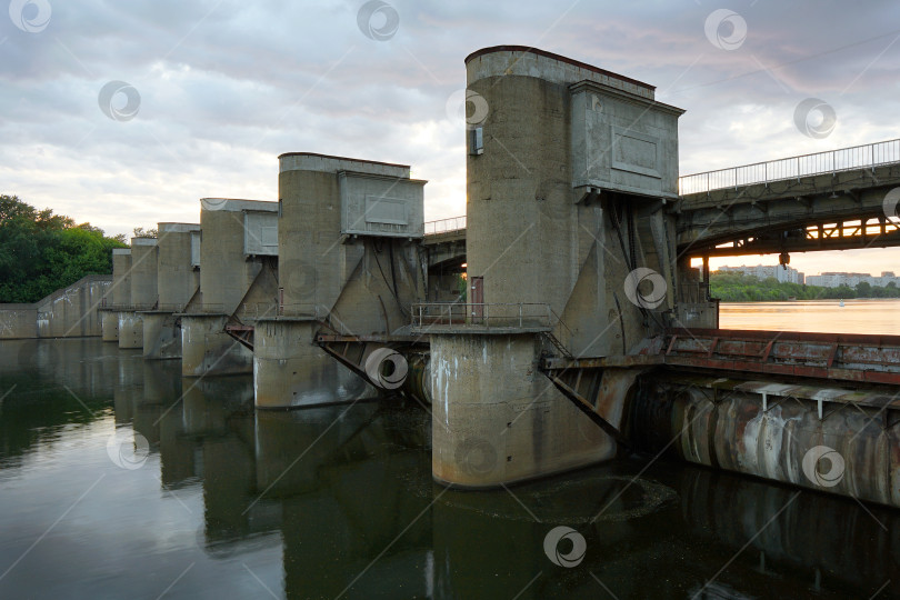 Скачать Перервинская плотина, Москва. фотосток Ozero