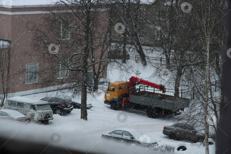 Скачать городской технический транспорт, ремонтные работы, зима, фотосток Ozero