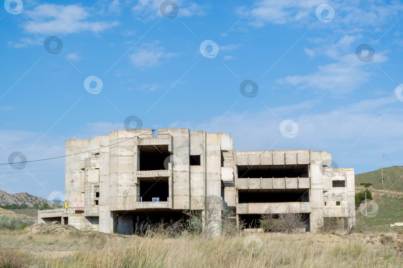 Скачать Заброшенное здание фотосток Ozero