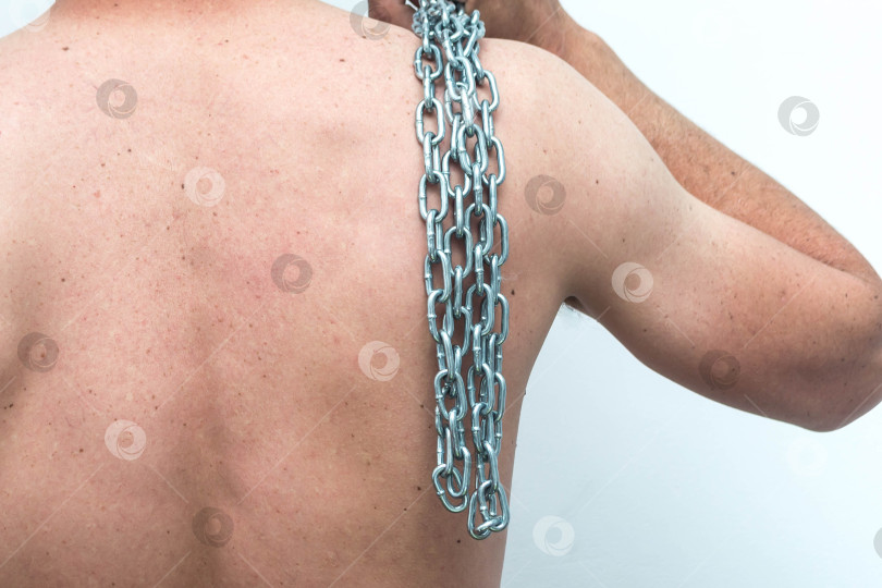 Скачать Рука с цепочкой 5 фотосток Ozero